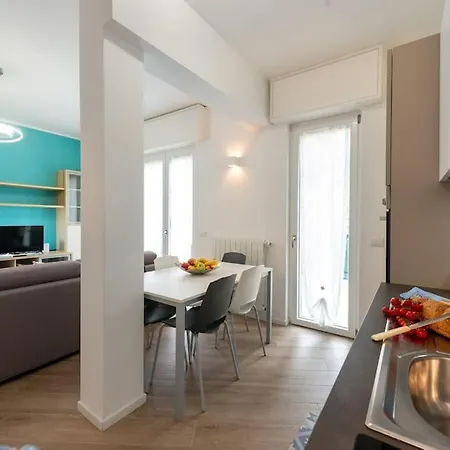 Casa Azzurra - Centrale A Due Passi Dal Mare Apartment *
